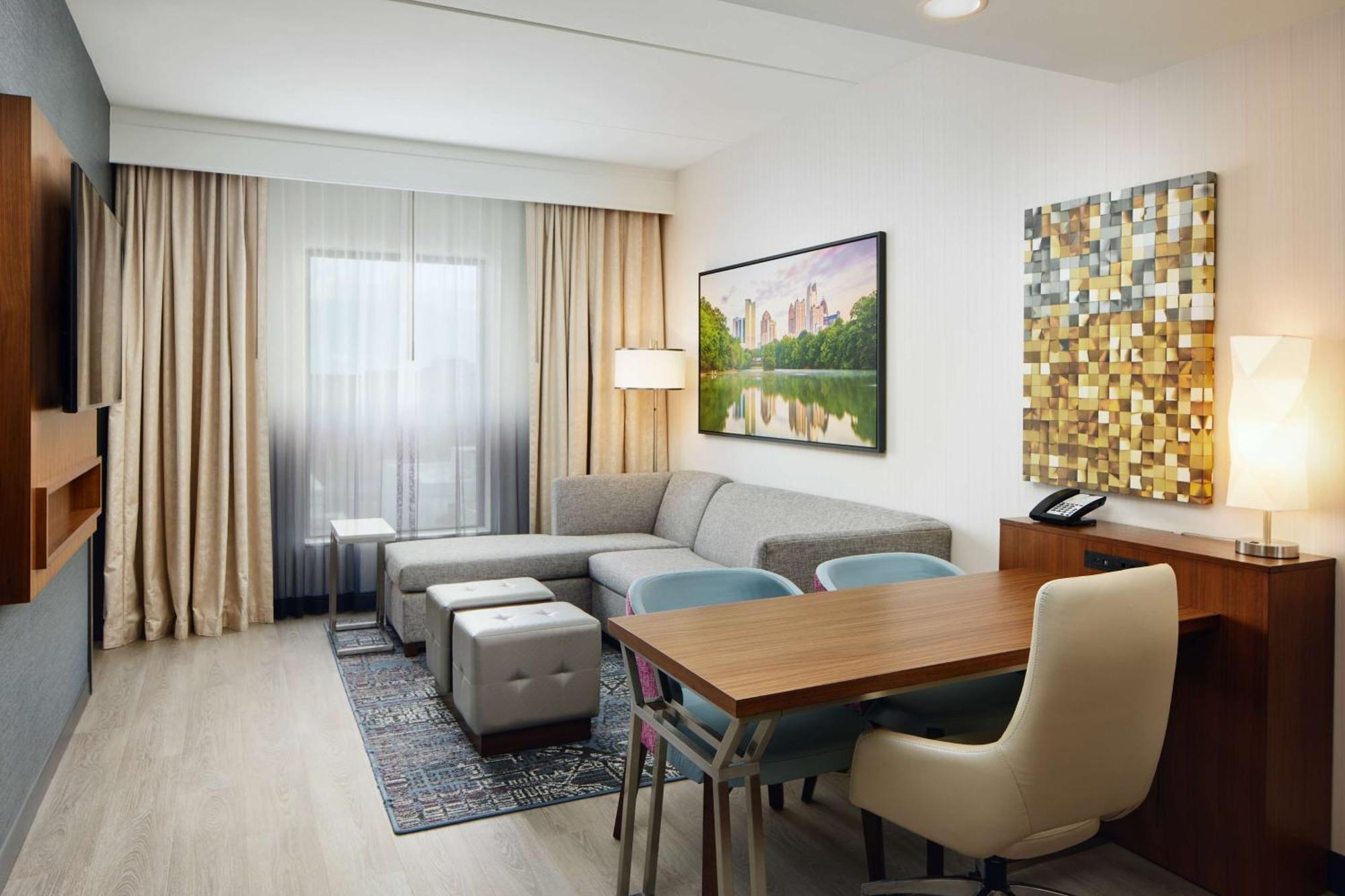 Embassy Suites By Hilton Atlanta Airport North Hapeville Exteriér fotografie