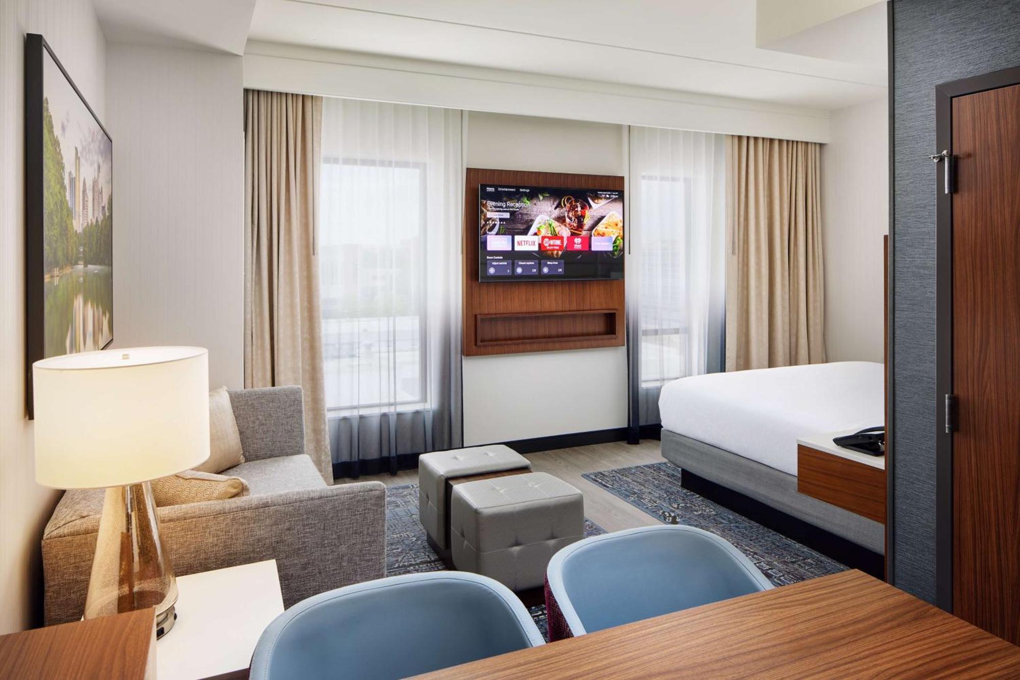 Embassy Suites By Hilton Atlanta Airport North Hapeville Exteriér fotografie