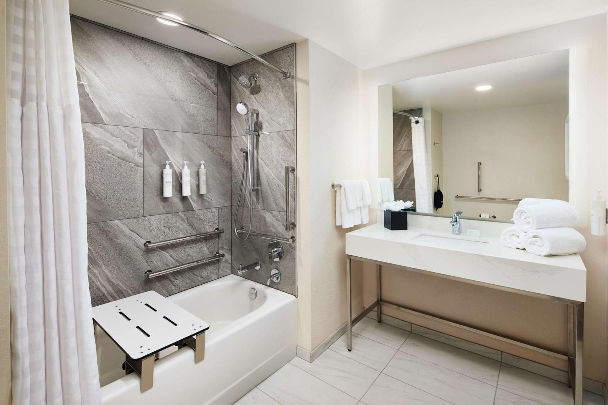 Embassy Suites By Hilton Atlanta Airport North Hapeville Exteriér fotografie