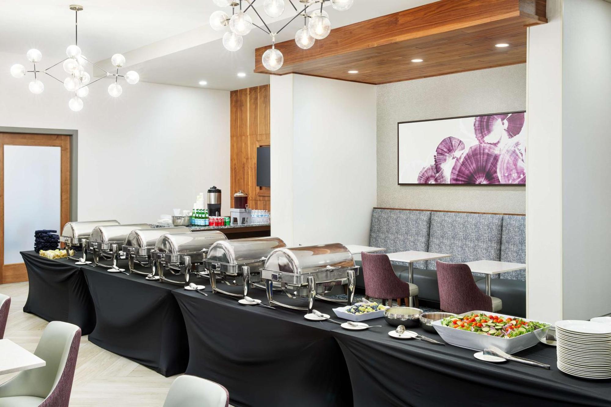 Embassy Suites By Hilton Atlanta Airport North Hapeville Exteriér fotografie